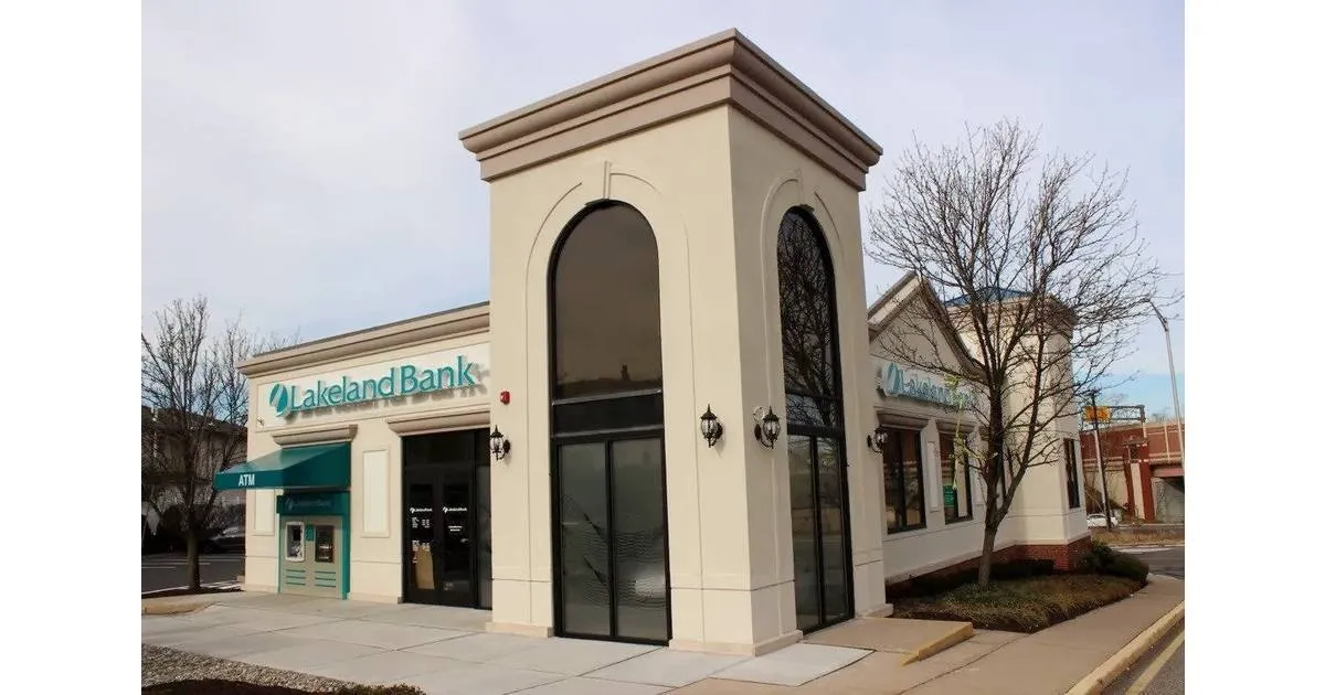 Lakeland Bank