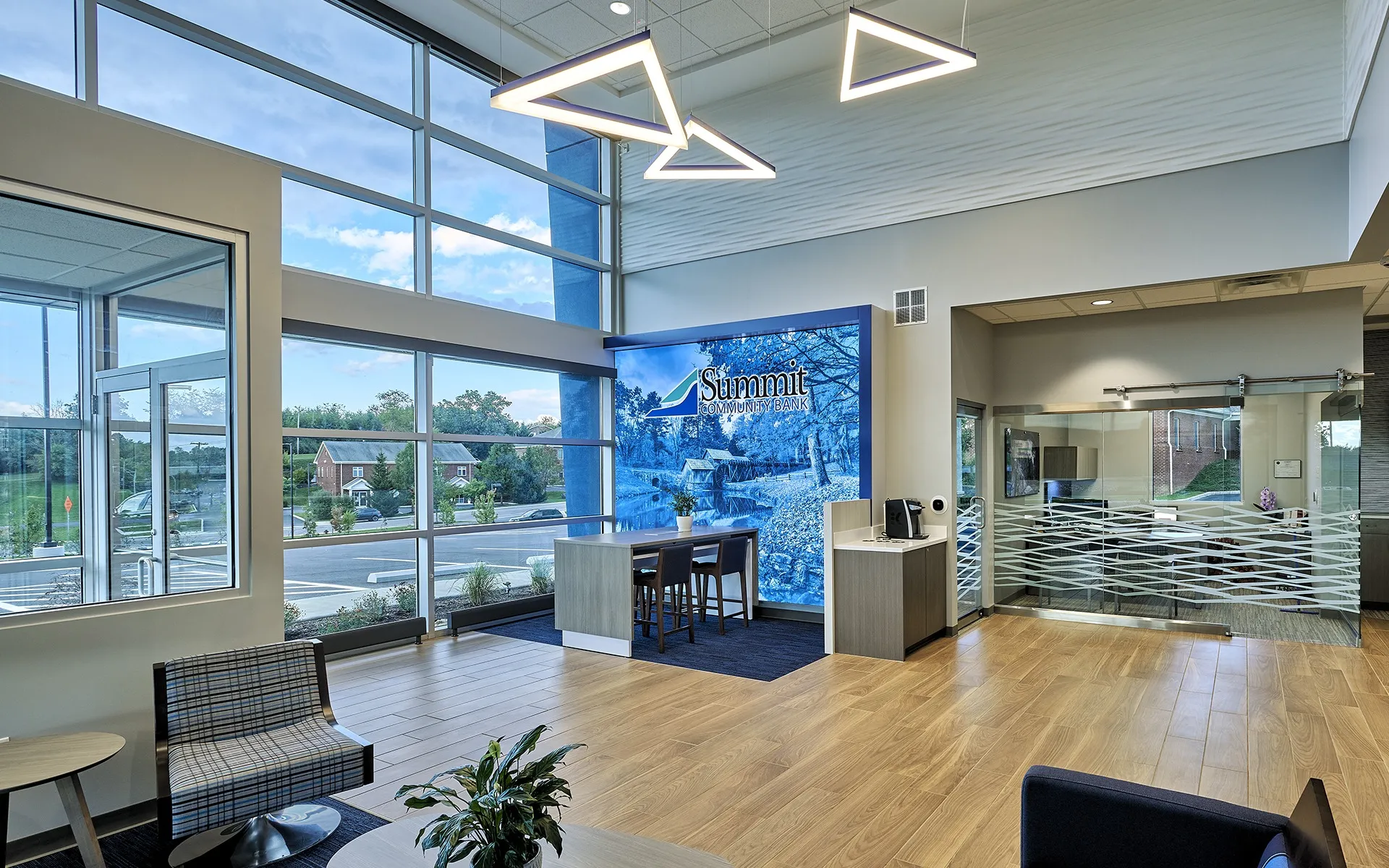 Summit Community Bank