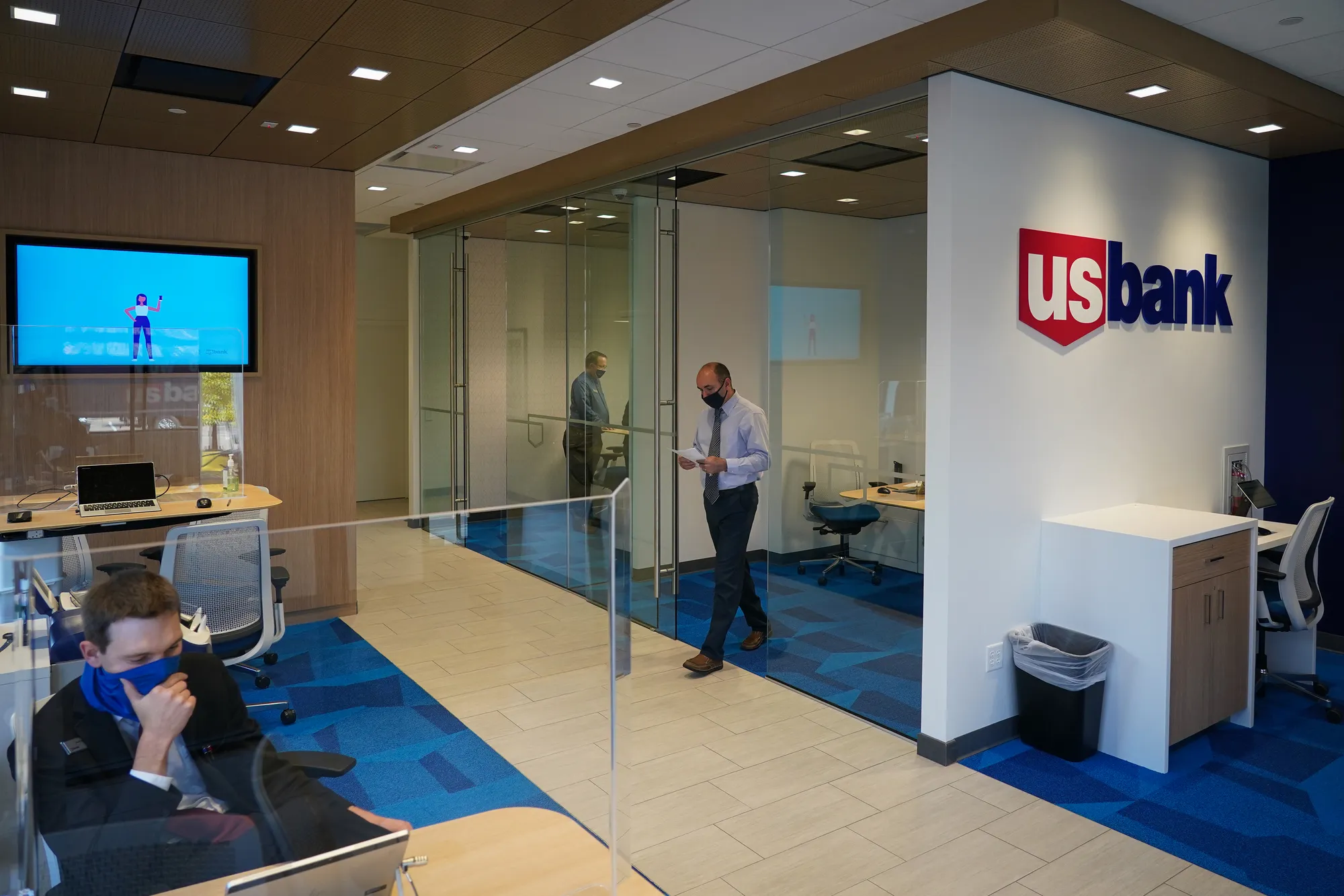 US Bank Hours

