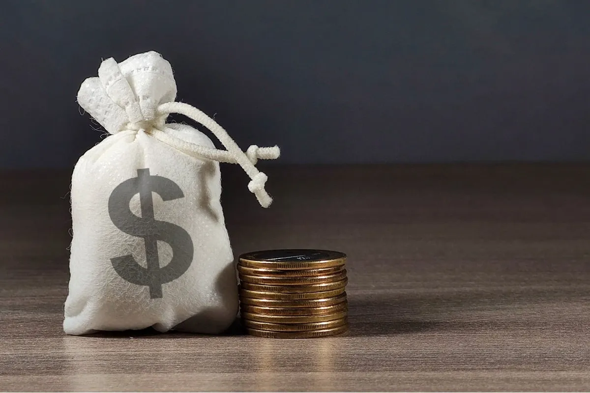 Which Type of Life Insurance Policy Generates Immediate Cash?